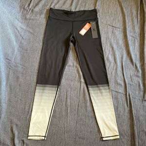 NWT Mono B Ombré Athletic Leggings WM Sz M